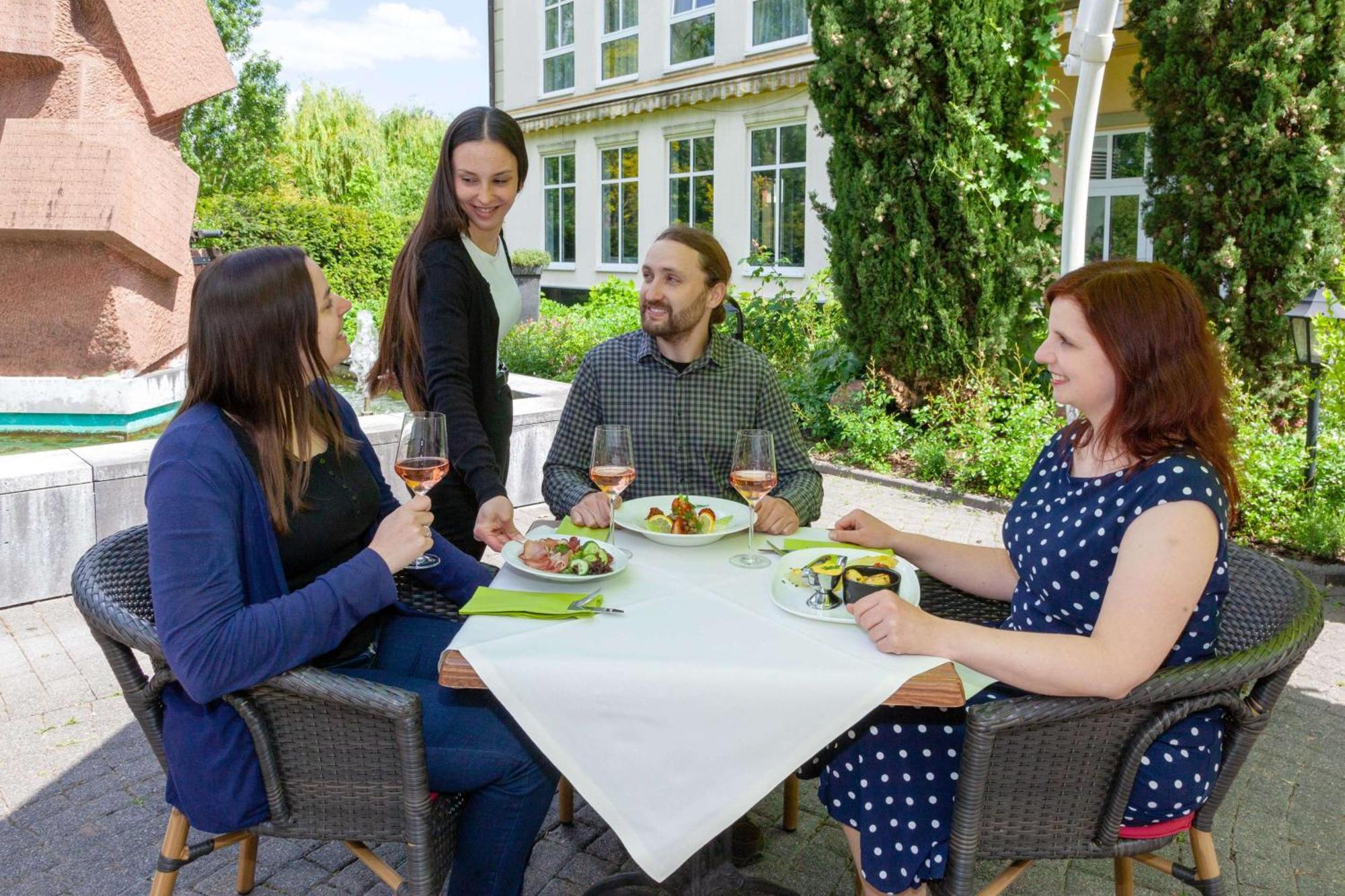 Best Western Wein- Und Parkhotel Nierstein Extérieur photo